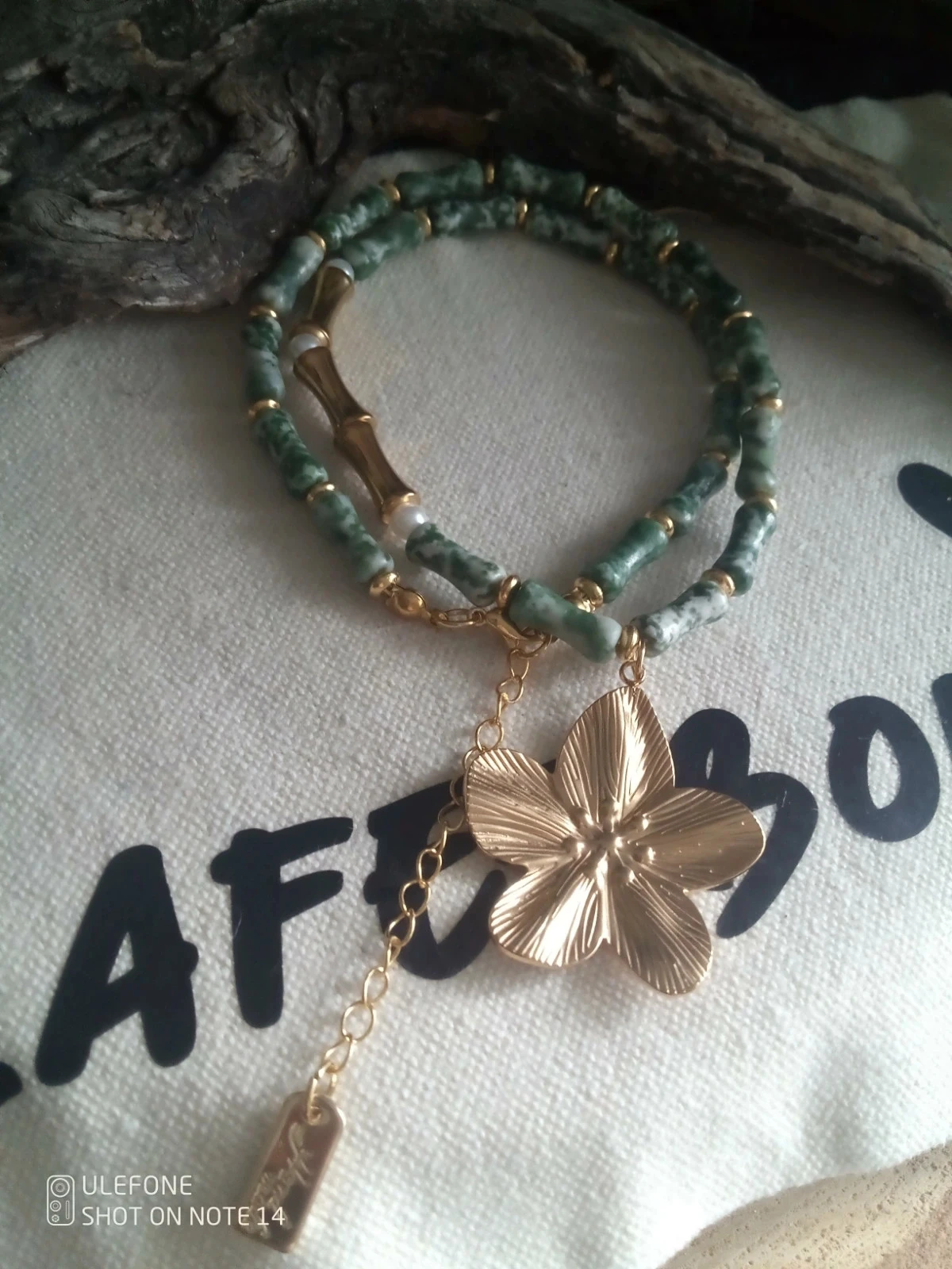 Collier bohème pierres agate arbre et fleur en acier doré – photo 2
